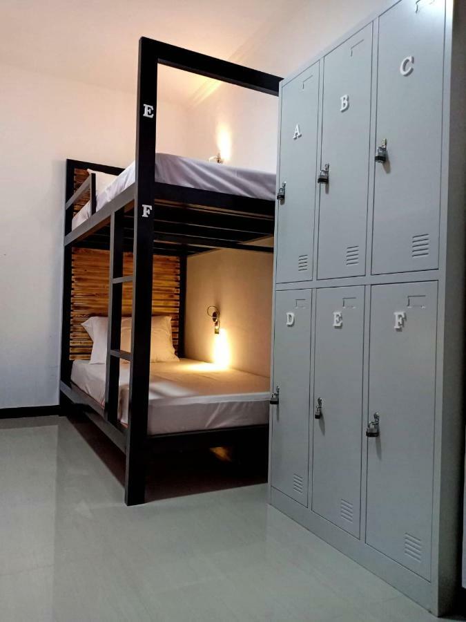 Bakawan Hostel Coron Exterior foto